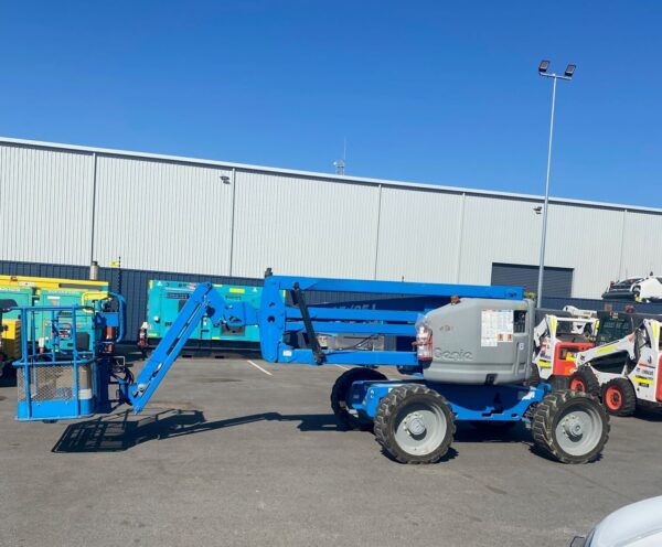 GENIE Z45/25IC DIESEL ARTICULATING BOOM LIFT -2008(2) sku. H107315