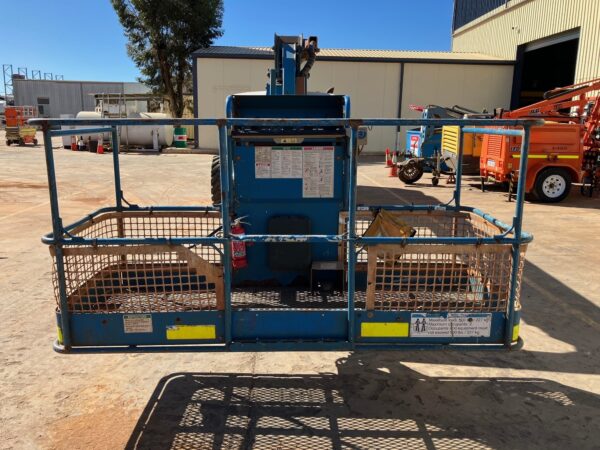 GENIE Z80/60 DIESEL ARTICULATING BOOM LIFT-2014(4) sku. H101491