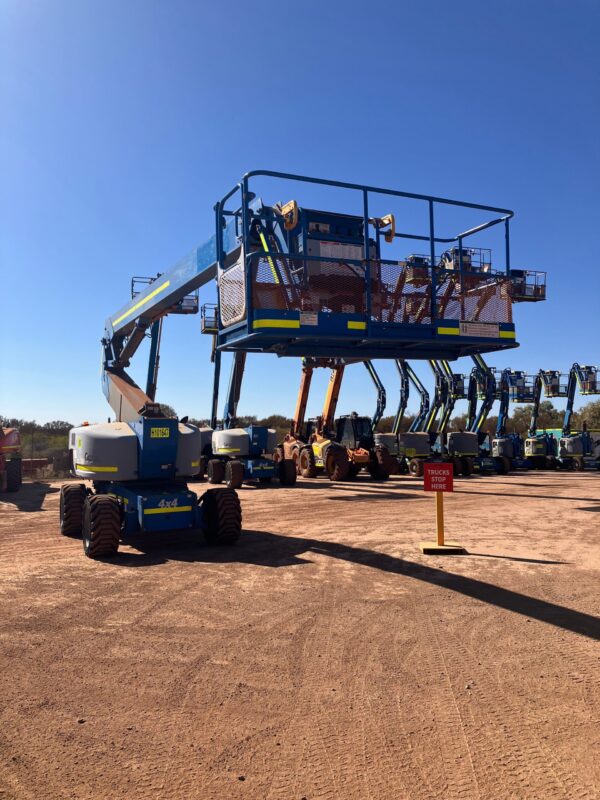 GENIE Z80/60 DIESEL ARTICULATING BOOM LIFT-2014(1d) sku. H101647