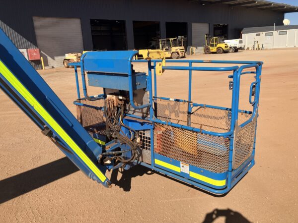 GENIE Z80/60 DIESEL ARTICULATING BOOM LIFT-2014(6) sku. H101647