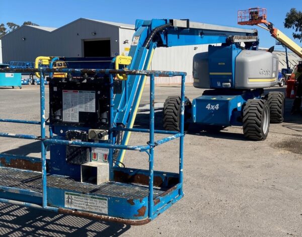 GENIE Z80/60 DIESEL ARTICULATING BOOM LIFT-2009(1) sku. V5025