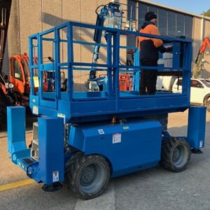 Tijera Diesel Todo Terreno Genie GS2668RT