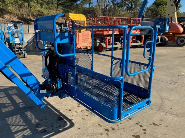 GENIE Z80/60 DIESEL ARTICULATING BOOM LIFT-2014(4) sku. H102451