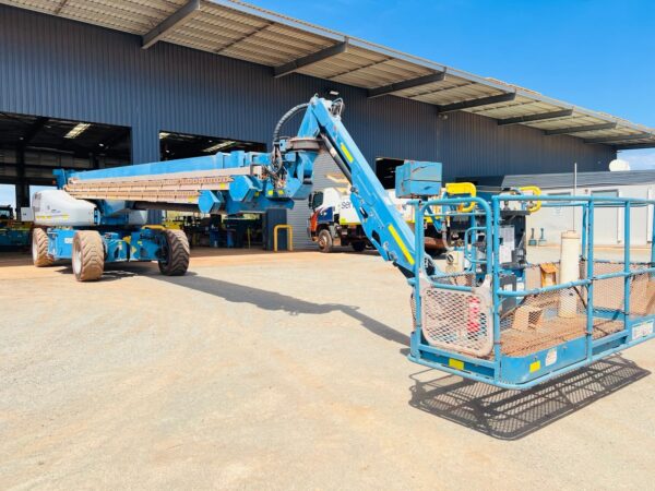 TELESCOPIC BOOM LIFT GENIE SX180-2015(5) sku. H102542
