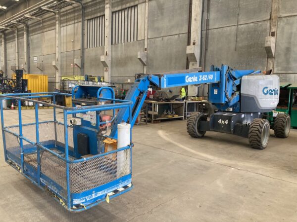 Z62/40 DIESEL ARTICULATING BOOM LIFT GENIE-2015(1) sku. H103795