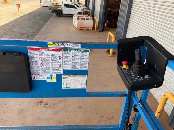 GENIE GS-3268RT SCISSOR LIFT-2008(3) sku. H107837